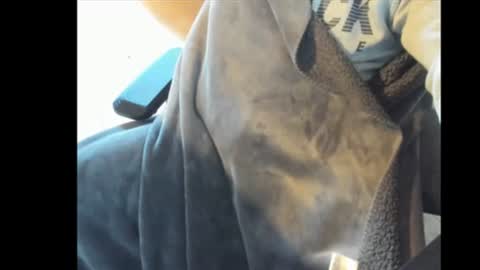 snip1977 online show from 11-03-25, 08:37