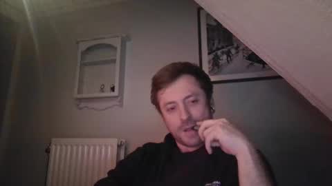Snapshot of snoecks chatting on 04-24-26, 10:34 snoecks online show from 04-24-26, 10:34