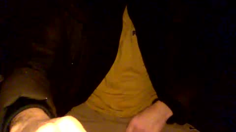 Snapshot of snoopy5644 chatting on 12-23-24, 10:12 snoopy5644 online show from 12-23-24, 10:12