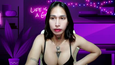 snow_2000 online show from 04-25-26, 02:03