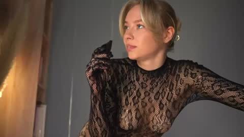 Candice Snow online show from 02-19-25, 12:33