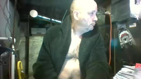 Snapshot of snowboarder699 chatting on 04-28-26, 01:49 watchmecum online show from 04-28-26, 01:49