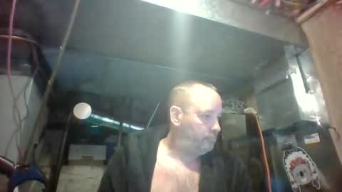 Snapshot of snowboarder699 chatting on 05-12-26, 03:42 watchmecum online show from 05-12-26, 03:42
