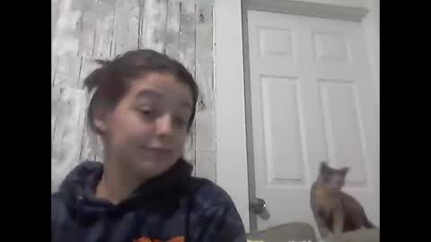 Snapshot of snowbunnie304 chatting on 12-15-25, 10:14 snowbunnie304 online show from 12-15-25, 10:14