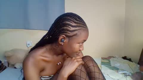 Snowie eyes online show from 01-17-26, 12:54