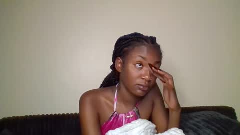 Snapshot of snowie_eyes chatting on 03-16-26, 11:58 Snowie eyes online show from 03-16-26, 11:58