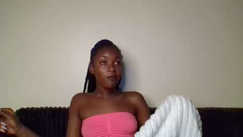 Snapshot of snowie_eyes chatting on 03-30-26, 03:57 Snowie eyes online show from 03-30-26, 03:57