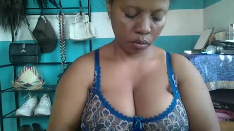 Snapshot of soayh89 chatting on 07-22-26, 05:21 soayh89 online show from 07-22-26, 05:21