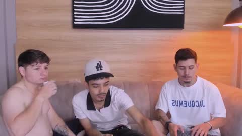 Snapshot of soccer_hot chatting on 09-27-25, 09:20 SOCCER HOT online show from 09-27-25, 09:20