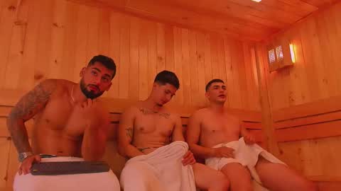 Snapshot of soccer_hot chatting on 11-08-25, 02:34 SOCCER HOT online show from 11-08-25, 02:34