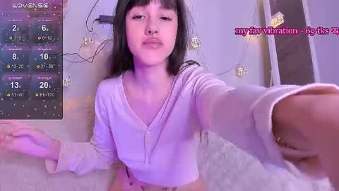  lady sofi green   online show from 09-14-25, 06:18