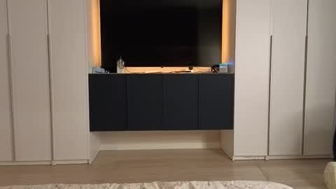 Sophy online show from 11-27-25, 06:54