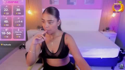 soffiadams2 online show from 11-03-25, 11:44