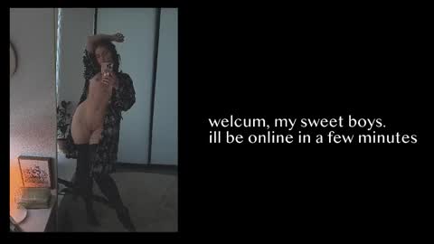 Julia    online show from 02-06-26, 11:08