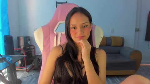Snapshot of sofi1608 chatting on 04-23-26, 07:27 sofia online show from 04-23-26, 07:27
