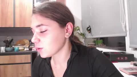 Sofi online show from 12-30-24, 06:38