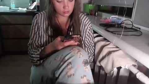 Sofi online show from 10-12-25, 07:46