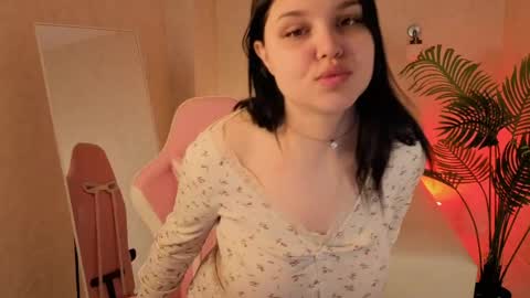 Snapshot of sofi_lunel chatting on 05-17-26, 01:36 Sofi online show from 05-17-26, 01:36