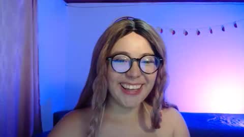 Snapshot of sofi_lynch chatting on 11-05-25, 05:18 Sofi Lynch online show from 11-05-25, 05:18