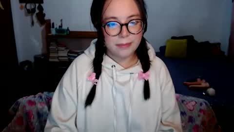 Snapshot of sofi_lynch chatting on 06-07-26, 06:17 Sofi Lynch online show from 06-07-26, 06:17