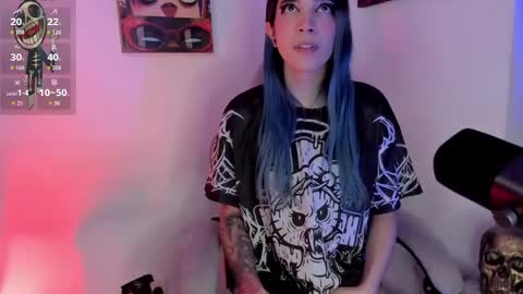 Snapshot of sofi_pretty_uwu_ chatting on 05-26-26, 01:45 SOFIA online show from 05-26-26, 01:45