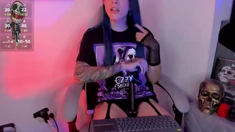 Snapshot of sofi_pretty_uwu_ chatting on 06-23-26, 02:31 SOFIA online show from 06-23-26, 02:31