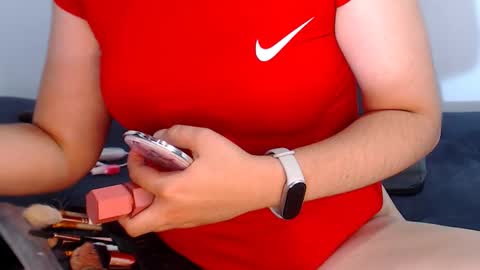 sofi rojas online show from 11-11-25, 12:10