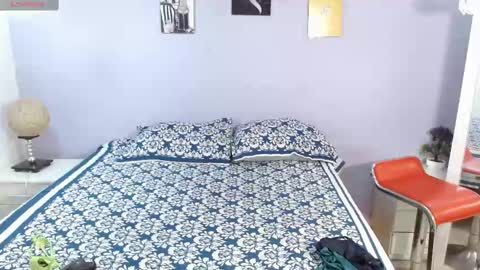 sofi smith online show from 12-06-24, 07:34