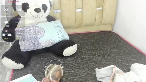 sofi smith online show from 02-05-25, 07:53