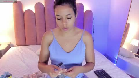 sofi smith online show from 02-18-25, 07:30