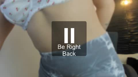 Snapshot of sofia44 chatting on 11-12-25, 03:12 Skarlett online show from 11-12-25, 03:12