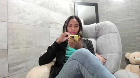 sofia86379 online show from 12-26-24, 10:52