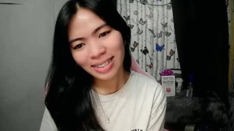 Snapshot of sofia_ava24 chatting on 06-15-26, 06:37 Chady online show from 06-15-26, 06:37