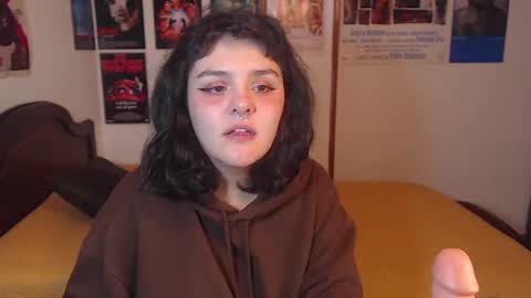 Snapshot of sofia_coolle chatting on 01-11-25, 11:13 Sofi online show from 01-11-25, 11:13