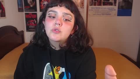 Snapshot of sofia_coolle chatting on 01-17-25, 04:49 Sofi online show from 01-17-25, 04:49