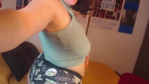 Snapshot of sofia_coolle chatting on 01-22-25, 07:45 Sofi online show from 01-22-25, 07:45