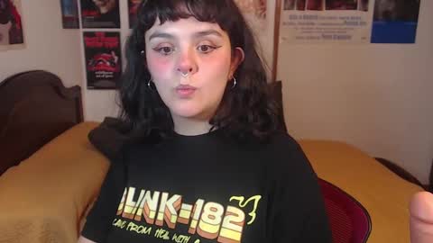 Snapshot of sofia_coolle chatting on 02-19-25, 02:12 Sofi online show from 02-19-25, 02:12