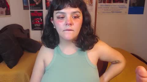 Snapshot of sofia_coolle chatting on 02-19-25, 10:09 Sofi online show from 02-19-25, 10:09