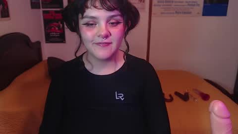 Snapshot of sofia_coolle chatting on 03-05-25, 09:26 Sofi online show from 03-05-25, 09:26