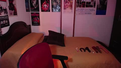 Snapshot of sofia_coolle chatting on 10-02-25, 11:45 Sofi online show from 10-02-25, 11:45