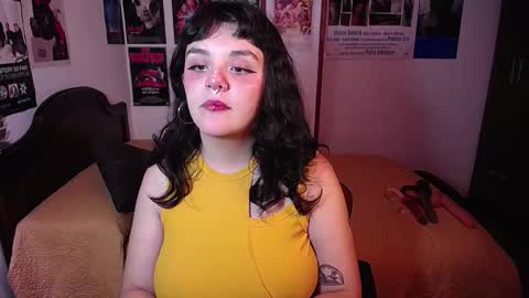 Snapshot of sofia_coolle chatting on 10-11-25, 06:39 Sofi online show from 10-11-25, 06:39
