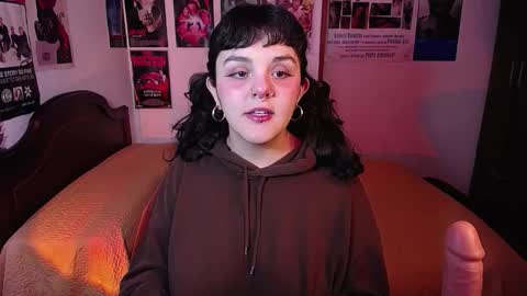 Snapshot of sofia_coolle chatting on 10-12-25, 07:46 Sofi online show from 10-12-25, 07:46