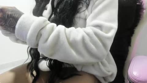 Snapshot of sofia_cossio_ chatting on 09-22-25, 05:09 sofia_cossio_ online show from 09-22-25, 05:09