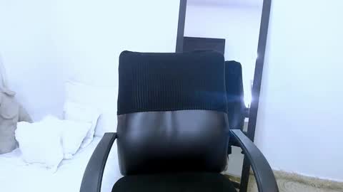 sofia Ill be back on Tuesday June 4.  online show from 01-31-25, 05:42