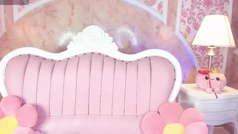 Snapshot of sofia_fantasyy chatting on 04-23-26, 12:26 Sofia fantasyy Online 0700 to 1400 gmt-5 online show from 04-23-26, 12:26