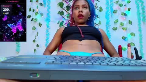 Snapshot of sofia_fer chatting on 02-25-25, 08:47 sofia online show from 02-25-25, 08:47