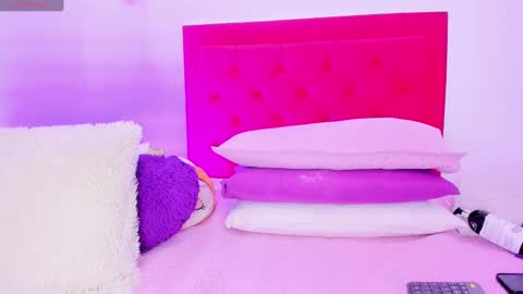 SOFIA online show from 01-13-25, 07:32