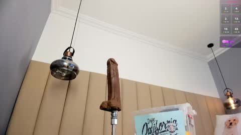 Sofia  online show from 04-18-26, 11:25