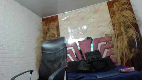 sofia gutierrez   online show from 02-16-25, 12:52