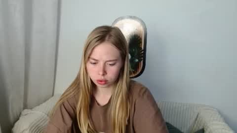 Snapshot of sofia_here chatting on 06-23-26, 11:58 Sofia here online show from 06-23-26, 11:58